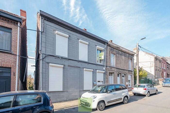 3-kamerhuis te koop in Charleroi Roux