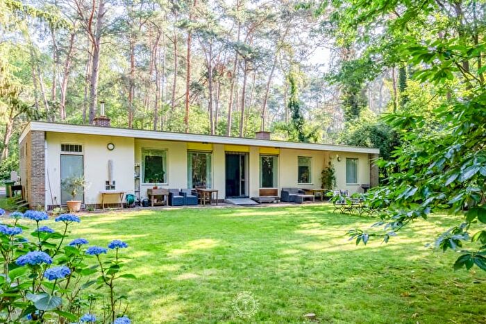 12-kamerhuis te koop in Waasmunster