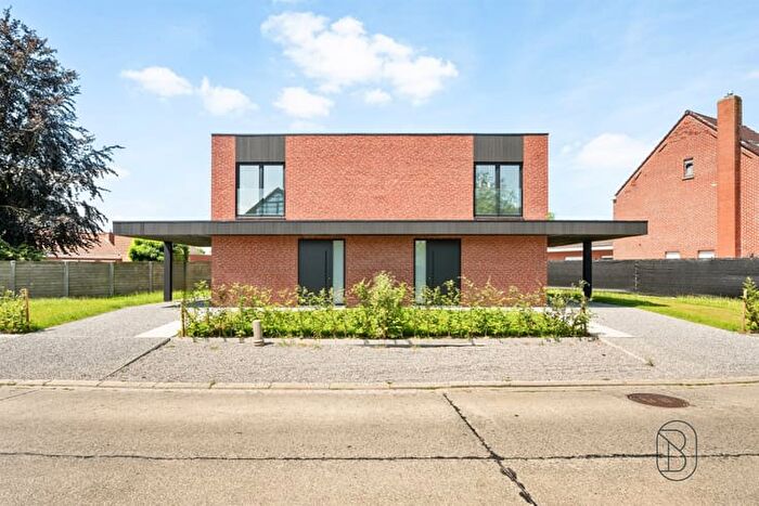 Huis te koop in Ooigem