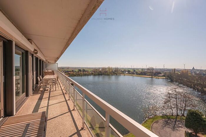 18-kamerappartement te koop in Duinbergen