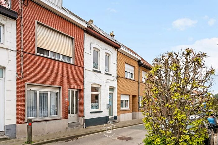 8-kamerhuis te koop in Ninove