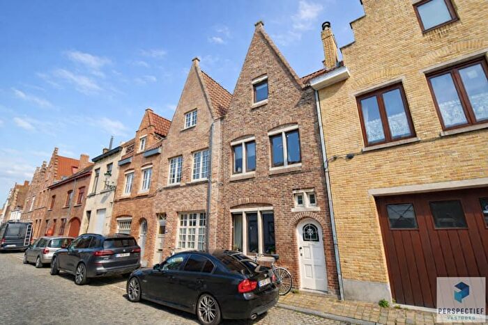 8-kamerhuis te koop in Brugge