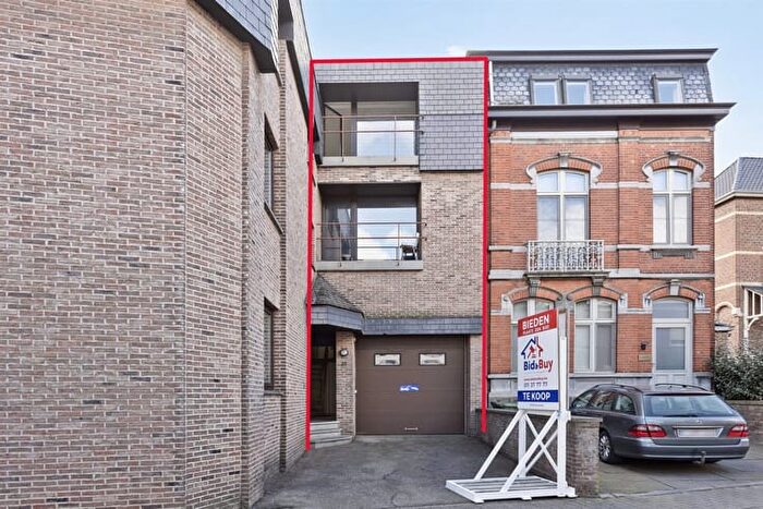 8-kamerhuis te koop in LANDEN
