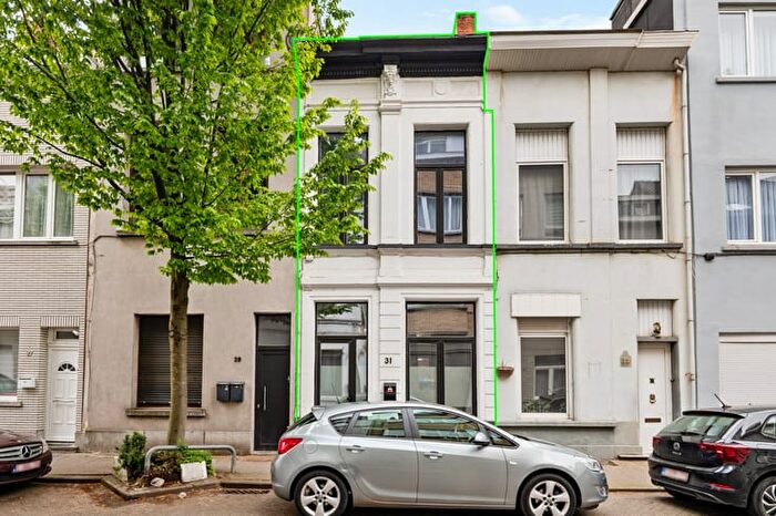 12-kamerhuis te koop in Antwerpen (2060)