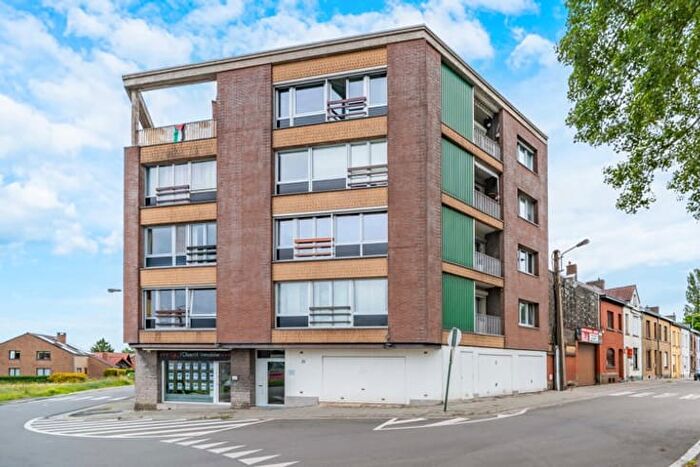 9-kamerappartement te koop in Marcinelle