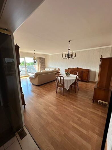 8-kamerappartement te koop in Sint-Niklaas
