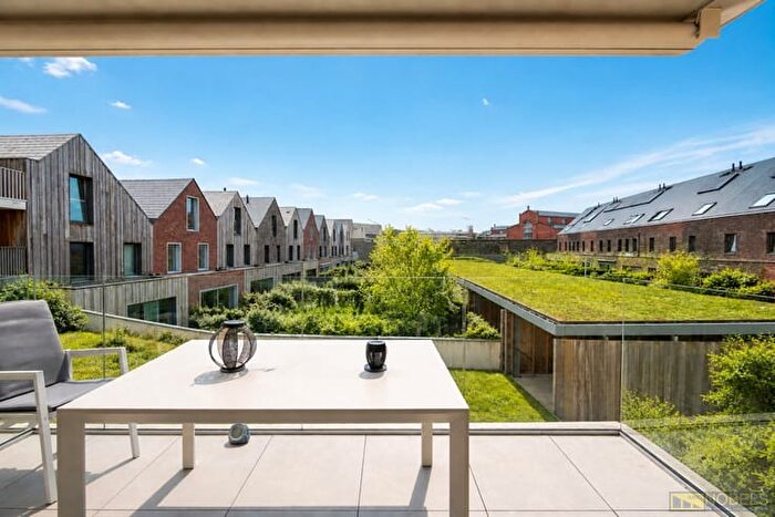 9-kamerappartement te koop in Oudenaarde