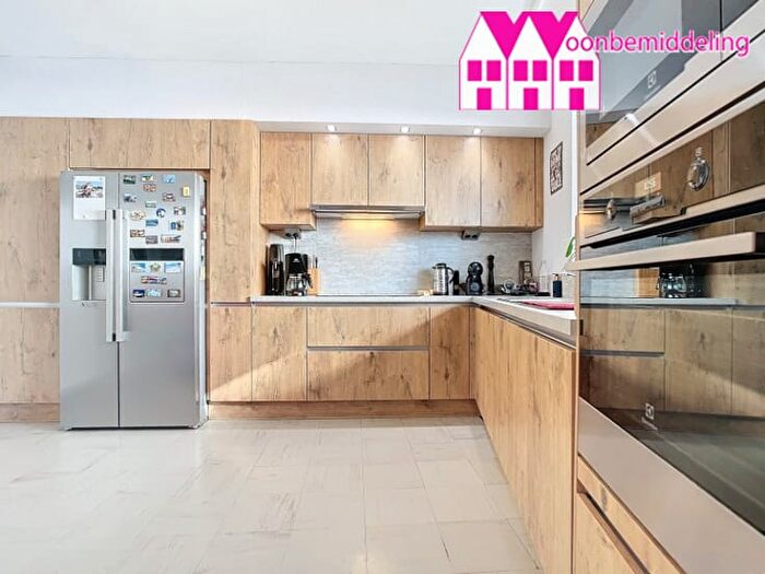11-kamerappartement te koop in Aalst (9300)