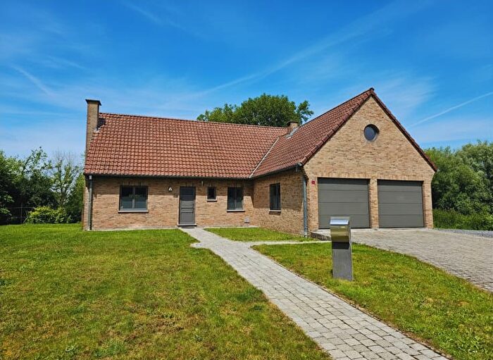 12-kamerhuis te koop in Merbes-le-Château
