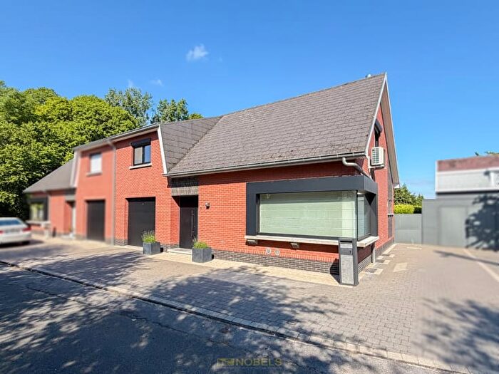 18-kamerhuis te koop in Zottegem