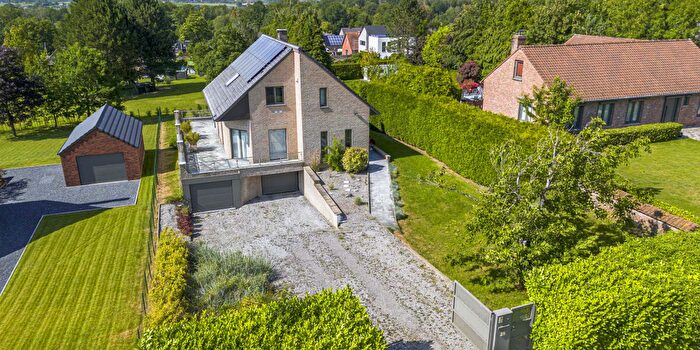 4-kamerhuis te koop in Nalinnes