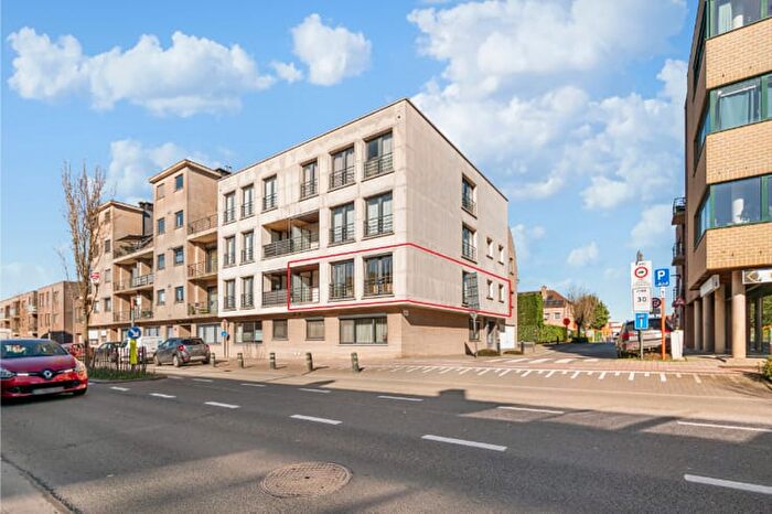 16-kamerappartement te koop in Sint-Niklaas