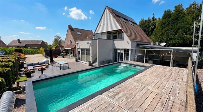 7-kamerhuis te koop in GERAARDSBERGEN