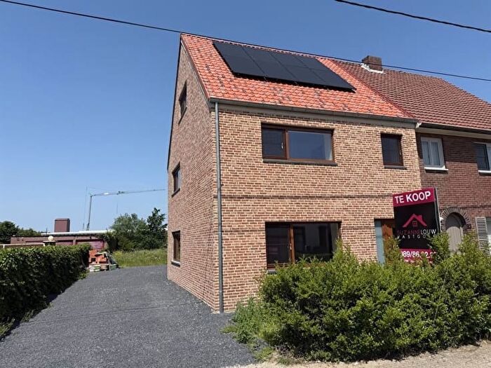 3-kamerhuis te koop in NEEROETEREN