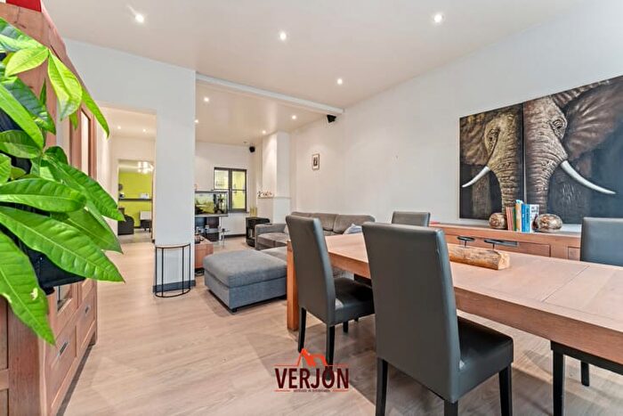 11-kamerhuis te koop in Izegem