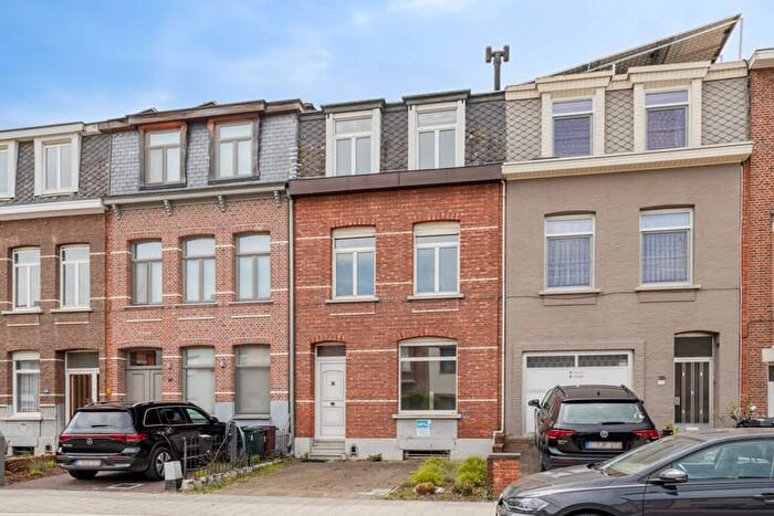 10-kamerhuis te koop in Schoten