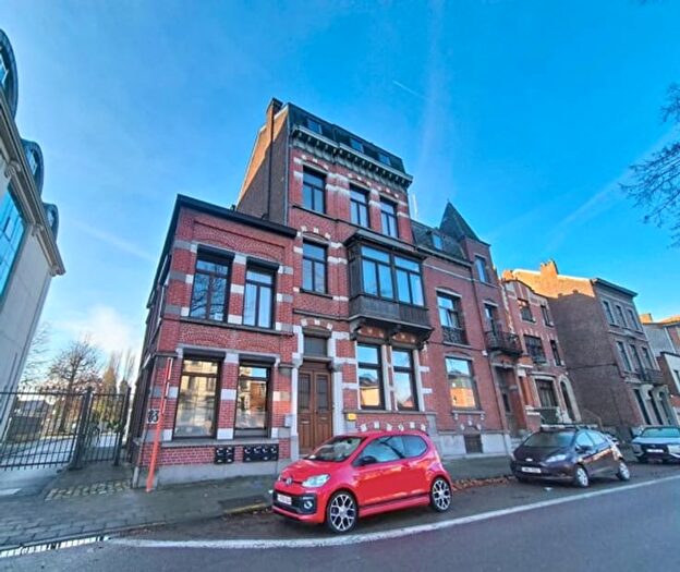 7-kamerhuis te koop in Mons