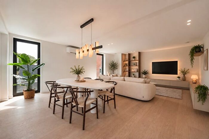 5-kamerappartement te koop in 's Gravenwezel