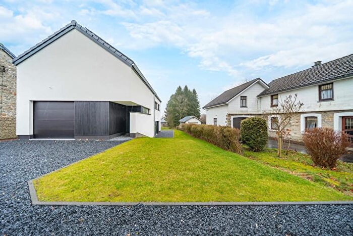 14-kamerhuis te koop in Waimes