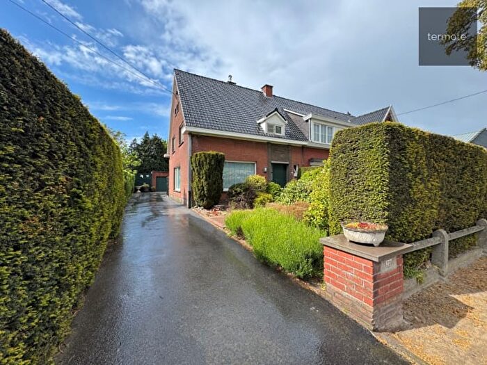 11-kamerhuis te koop in Desselgem