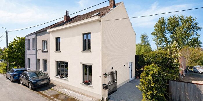 3-kamerhuis te koop in Sint-Pieters-Leeuw