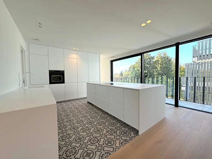 6-kamerappartement te koop in Sint-Genesius-Rode