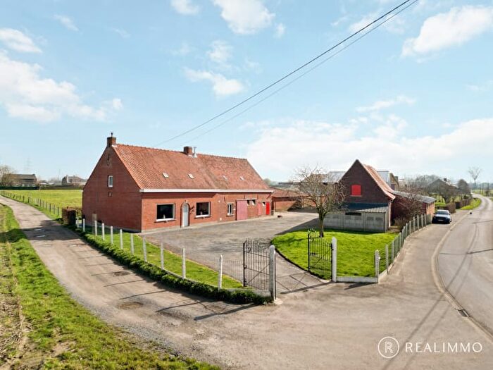 16-kamerhuis te koop in Lendelede