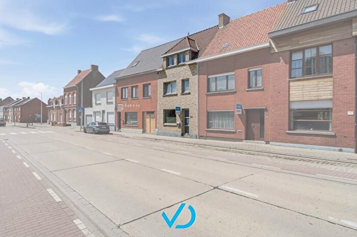 11-kamerhuis te koop in Ieper