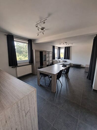 7-kamerappartement te huur in Fontaine-l'Évêque