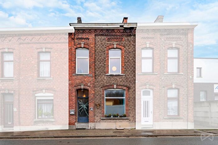 11-kamerhuis te koop in Bouffioulx