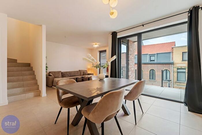12-kamerappartement te koop in Zwijndrecht