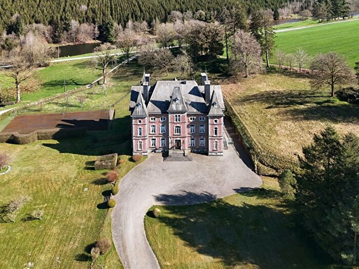 12-kamerhuis te koop in ERNEUVILLE
